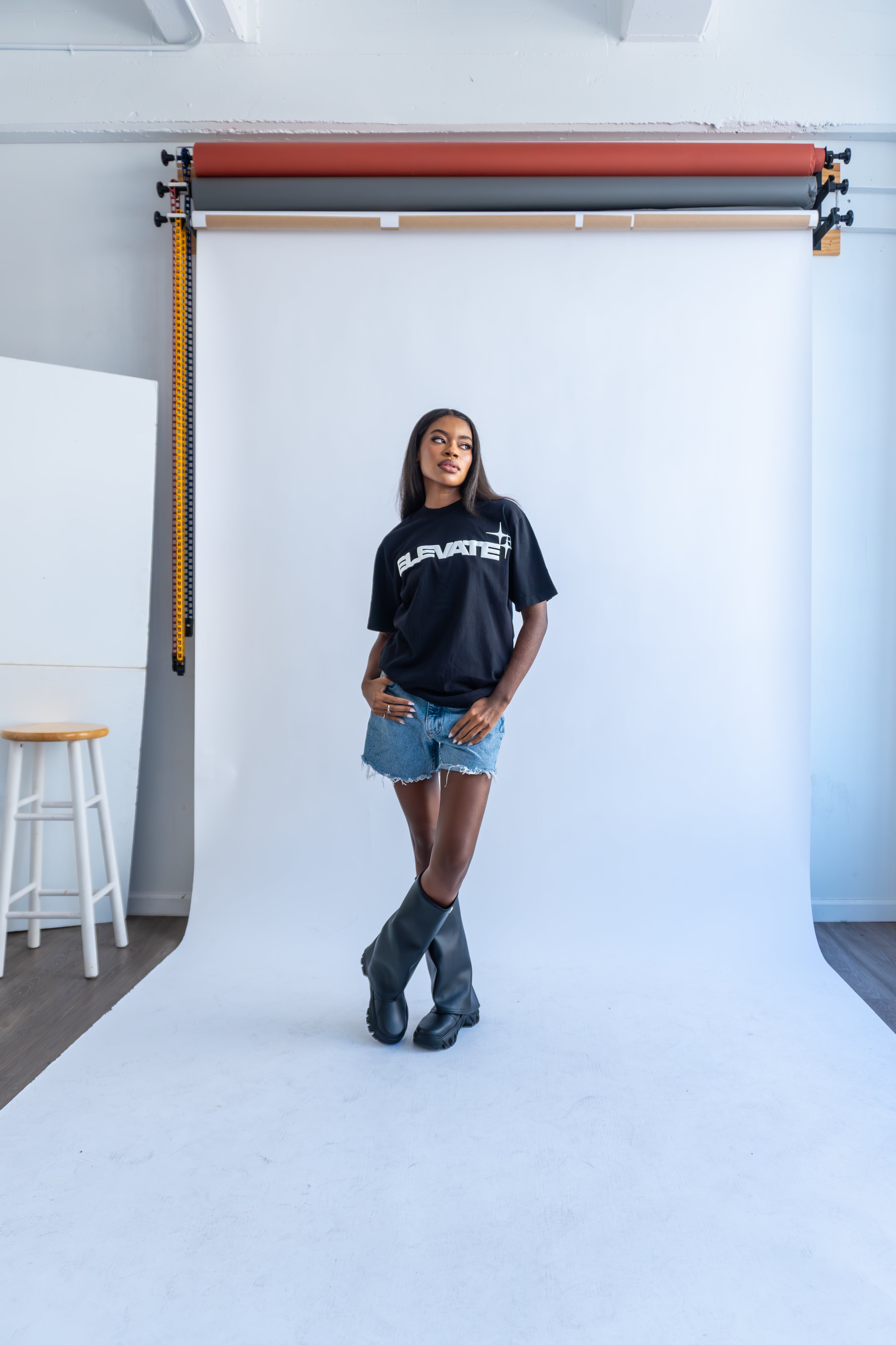 Capsule Tee - Black