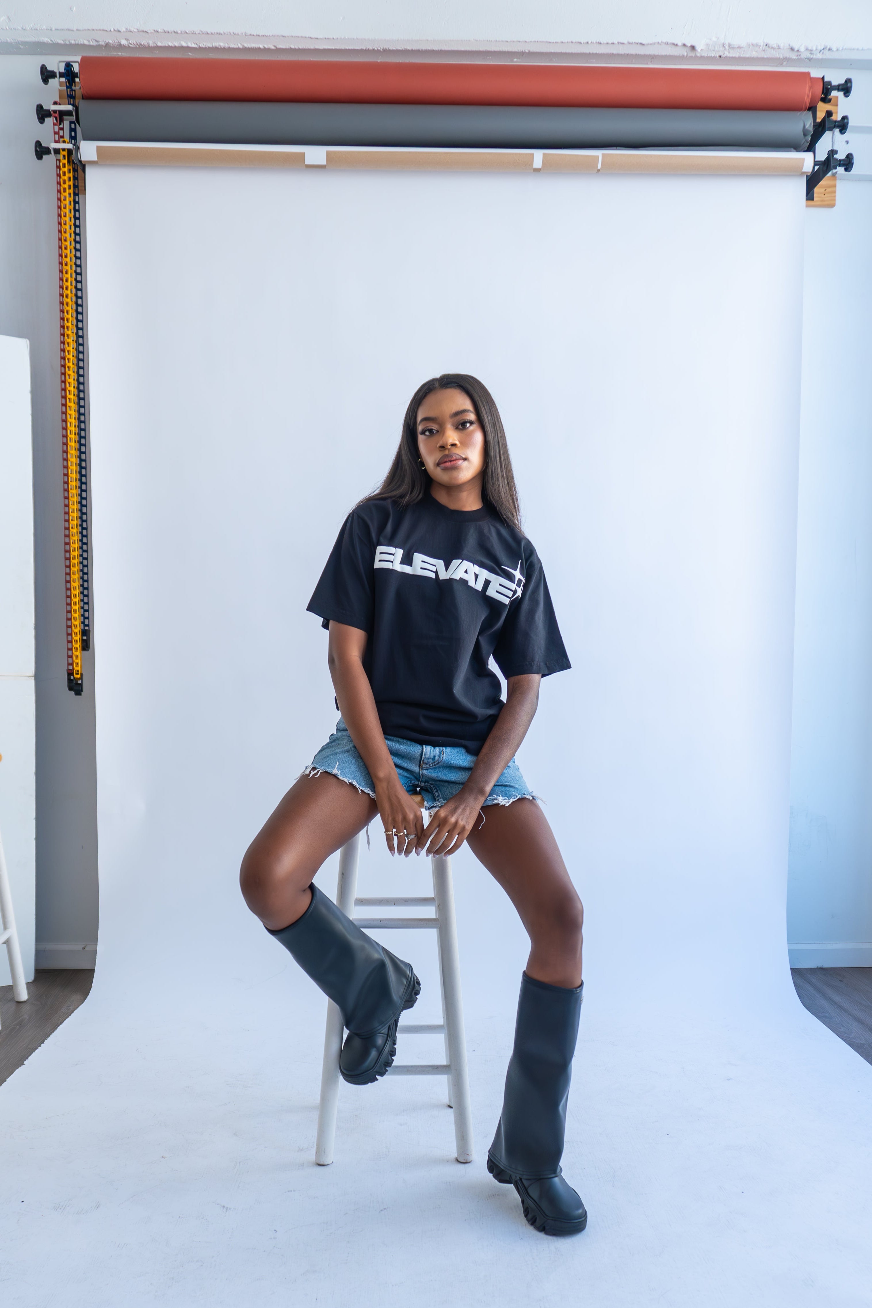 Capsule Tee - Black